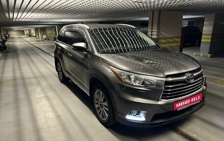 Toyota Highlander III, 2014 год, 3 500 000 рублей, 5 фотография