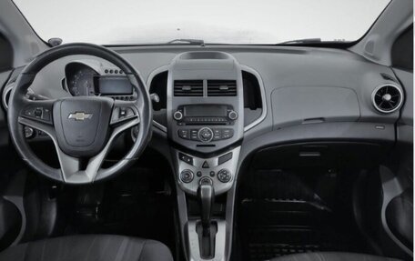 Chevrolet Aveo III, 2012 год, 830 000 рублей, 3 фотография