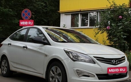 Hyundai Solaris II рестайлинг, 2014 год, 860 000 рублей, 3 фотография