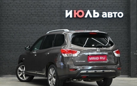 Nissan Pathfinder, 2014 год, 2 350 000 рублей, 5 фотография