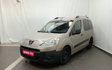 Peugeot Partner II рестайлинг 2, 2011 год, 782 000 рублей, 1 фотография