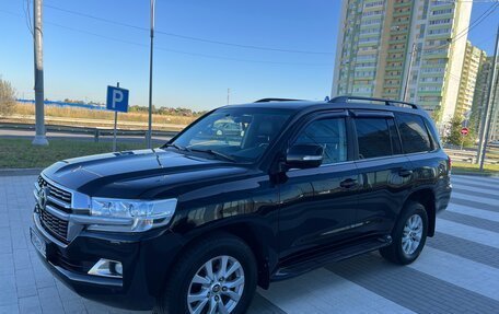 Toyota Land Cruiser 200, 2015 год, 6 250 000 рублей, 2 фотография