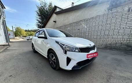 KIA Rio IV, 2020 год, 1 990 000 рублей, 30 фотография