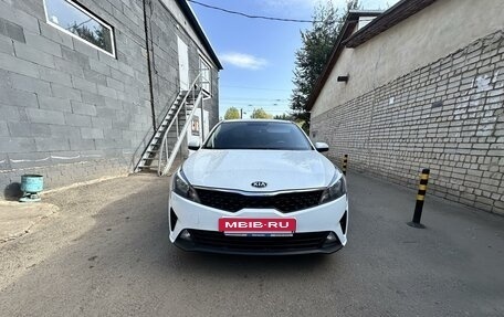 KIA Rio IV, 2020 год, 1 990 000 рублей, 34 фотография