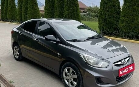 Hyundai Solaris II рестайлинг, 2012 год, 760 000 рублей, 2 фотография