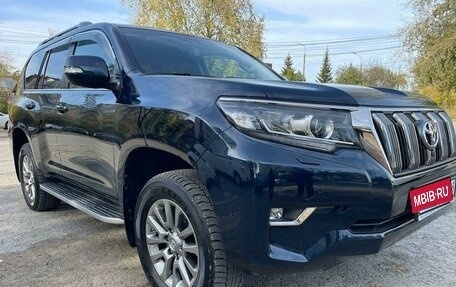 Toyota Land Cruiser Prado 150 рестайлинг 2, 2018 год, 6 500 000 рублей, 10 фотография