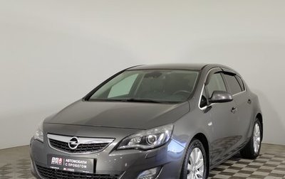 Opel Astra J, 2011 год, 899 000 рублей, 1 фотография