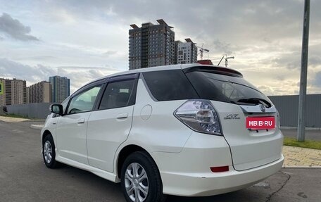 Honda Fit Shuttle I рестайлинг, 2012 год, 935 000 рублей, 1 фотография