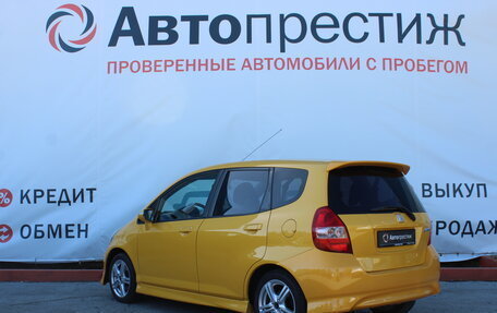 Honda Jazz II рестайлинг, 2008 год, 770 000 рублей, 8 фотография