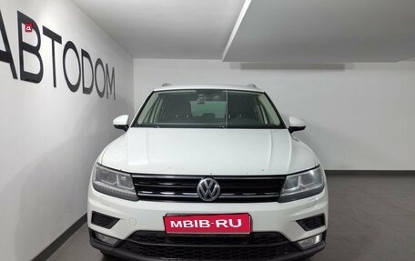 Volkswagen Tiguan II, 2017 год, 2 057 000 рублей, 2 фотография