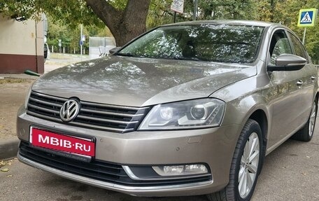 Volkswagen Passat B7, 2012 год, 1 350 000 рублей, 2 фотография