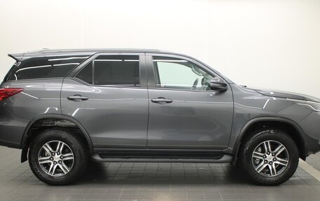 Toyota Fortuner II, 2021 год, 4 350 000 рублей, 10 фотография