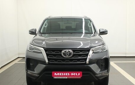 Toyota Fortuner II, 2021 год, 4 350 000 рублей, 8 фотография