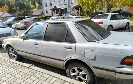 Toyota Carina, 1990 год, 180 000 рублей, 1 фотография