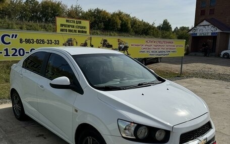 Chevrolet Aveo III, 2013 год, 600 000 рублей, 1 фотография