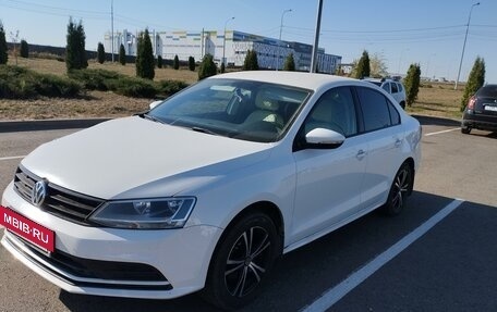 Volkswagen Jetta VI, 2015 год, 1 100 000 рублей, 5 фотография