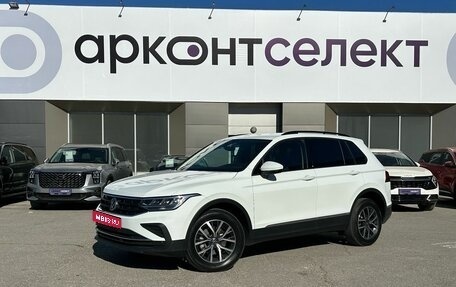 Volkswagen Tiguan II, 2022 год, 2 850 000 рублей, 1 фотография