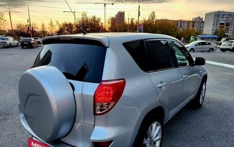 Toyota RAV4, 2008 год, 1 480 000 рублей, 4 фотография