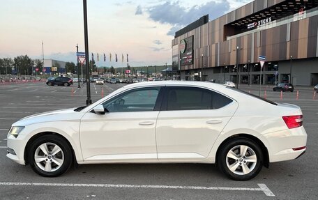 Skoda Superb III рестайлинг, 2017 год, 1 650 000 рублей, 5 фотография