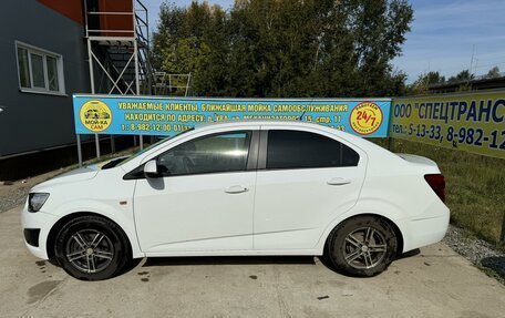 Chevrolet Aveo III, 2013 год, 600 000 рублей, 3 фотография