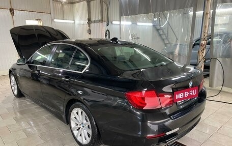 BMW 5 серия, 2011 год, 1 800 000 рублей, 4 фотография