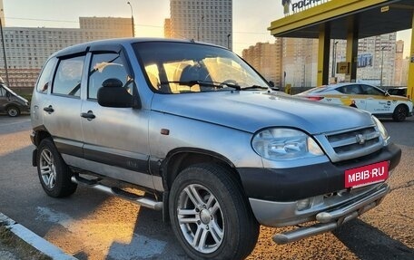 Chevrolet Niva I рестайлинг, 2006 год, 370 000 рублей, 3 фотография