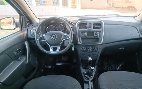 Renault Logan II, 2018 год, 750 000 рублей, 9 фотография