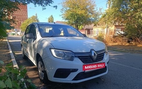 Renault Logan II, 2018 год, 750 000 рублей, 7 фотография