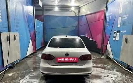 Volkswagen Jetta VI, 2014 год, 800 000 рублей, 6 фотография