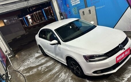 Volkswagen Jetta VI, 2014 год, 800 000 рублей, 4 фотография