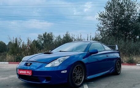 Toyota Celica VII рестайлинг, 2002 год, 680 000 рублей, 1 фотография