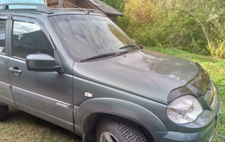 Chevrolet Niva I рестайлинг, 2014 год, 750 000 рублей, 3 фотография