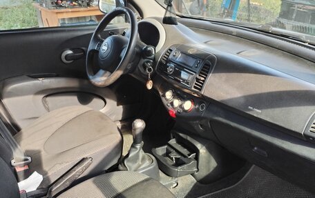 Nissan Micra III, 2004 год, 280 000 рублей, 11 фотография