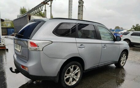 Mitsubishi Outlander III рестайлинг 3, 2012 год, 1 199 000 рублей, 4 фотография