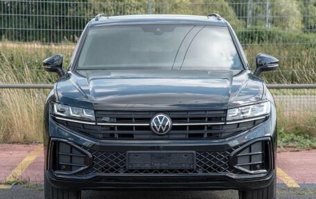 Volkswagen Touareg III, 2024 год, 16 490 000 рублей, 2 фотография