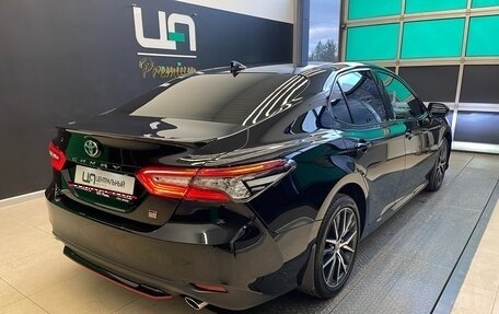 Toyota Camry, 2021 год, 3 450 000 рублей, 7 фотография