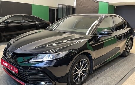 Toyota Camry, 2021 год, 3 450 000 рублей, 4 фотография