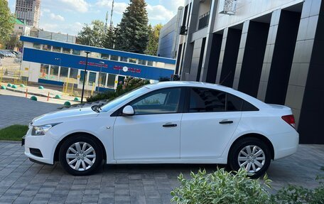 Chevrolet Cruze II, 2010 год, 825 100 рублей, 5 фотография