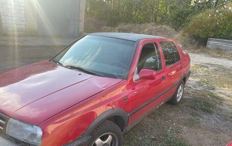 Volkswagen Vento, 1993 год, 50 000 рублей, 4 фотография