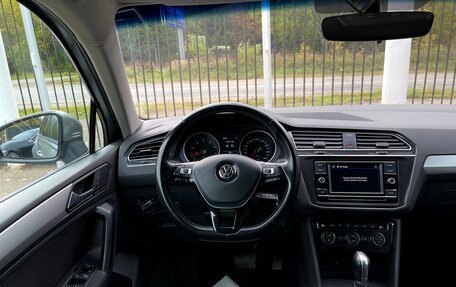 Volkswagen Tiguan II, 2018 год, 2 499 000 рублей, 11 фотография