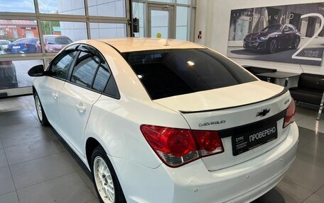 Chevrolet Cruze II, 2013 год, 669 000 рублей, 7 фотография