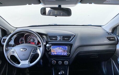 KIA Rio III рестайлинг, 2015 год, 1 375 000 рублей, 10 фотография