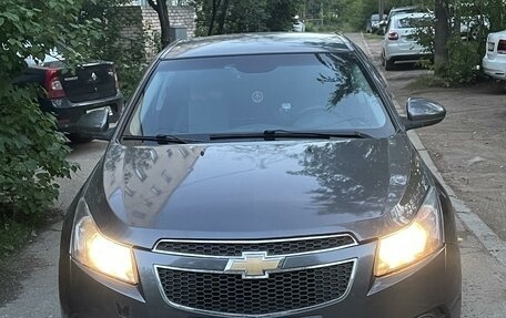 Chevrolet Cruze II, 2011 год, 685 000 рублей, 18 фотография