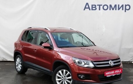 Volkswagen Tiguan I, 2016 год, 2 050 000 рублей, 3 фотография