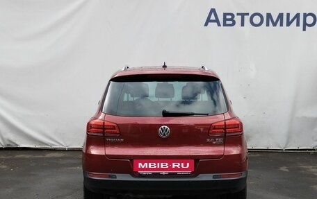 Volkswagen Tiguan I, 2016 год, 2 050 000 рублей, 6 фотография