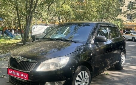 Skoda Fabia II, 2010 год, 425 000 рублей, 2 фотография