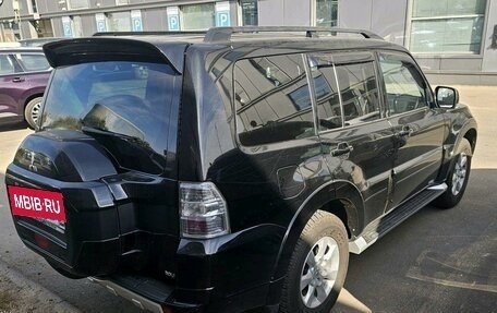 Mitsubishi Pajero IV, 2015 год, 2 797 000 рублей, 4 фотография