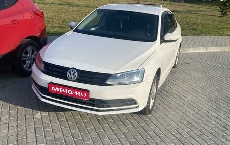 Volkswagen Jetta VI, 2015 год, 720 000 рублей, 1 фотография