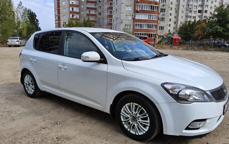 KIA cee'd I рестайлинг, 2011 год, 815 000 рублей, 9 фотография