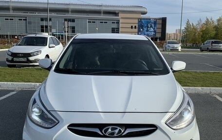 Hyundai Solaris II рестайлинг, 2013 год, 1 080 000 рублей, 3 фотография